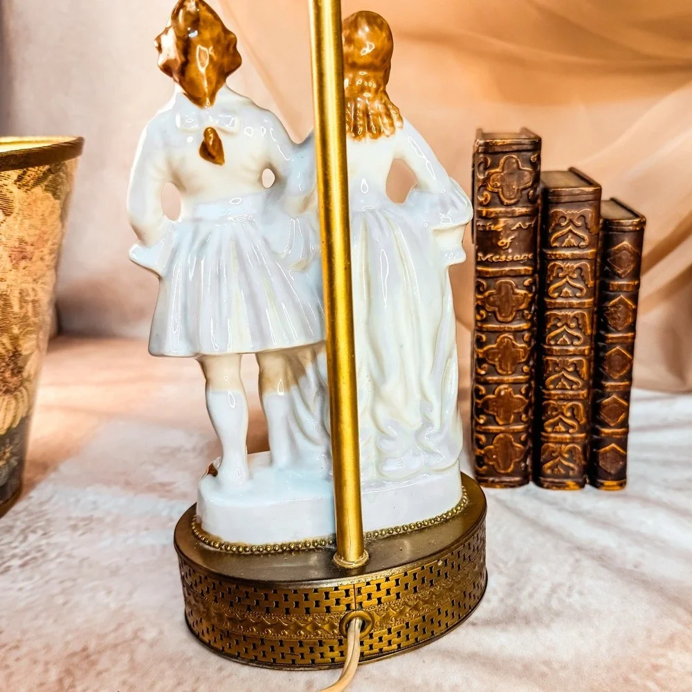 Porcelain Courting Couple Lamp